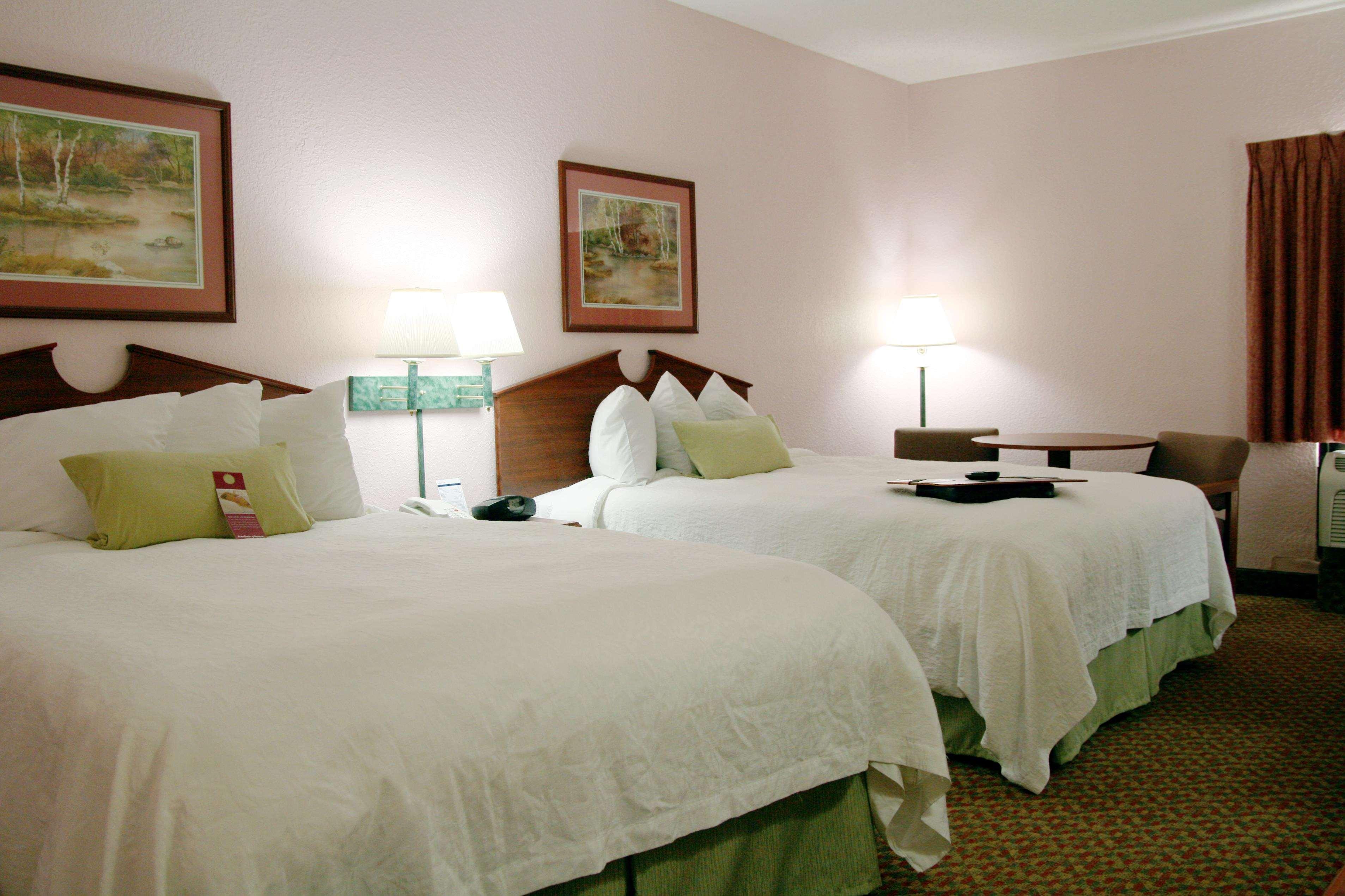 Hampton Inn By Hilton Spring Hill Timber Pines Oda fotoğraf